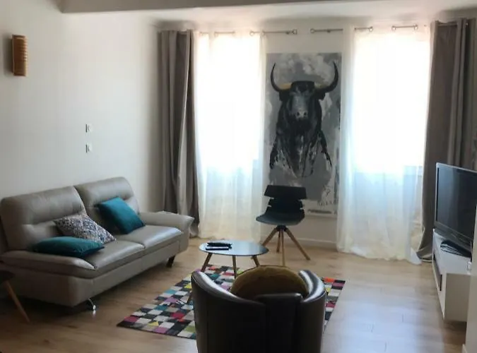 شقة Le Logis De L'etoile نيم