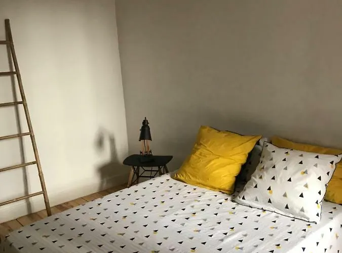 Le Logis De L'etoile * نيم